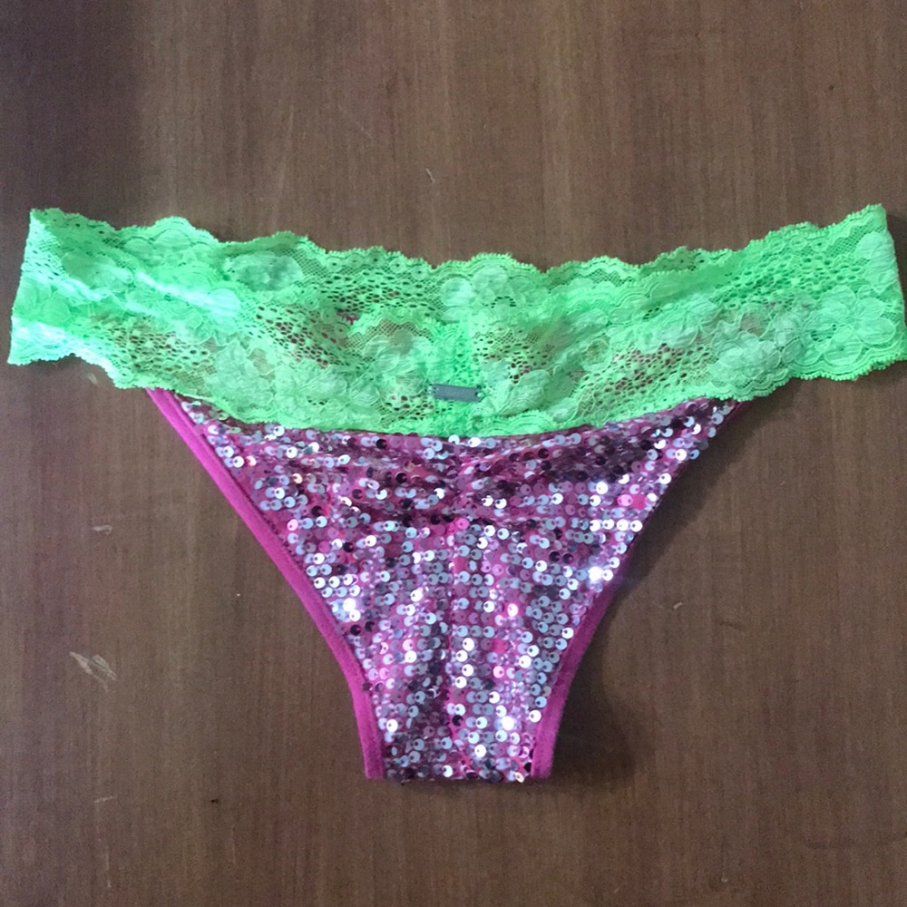 Like New, Beach Bunny Bikini Bottoms L